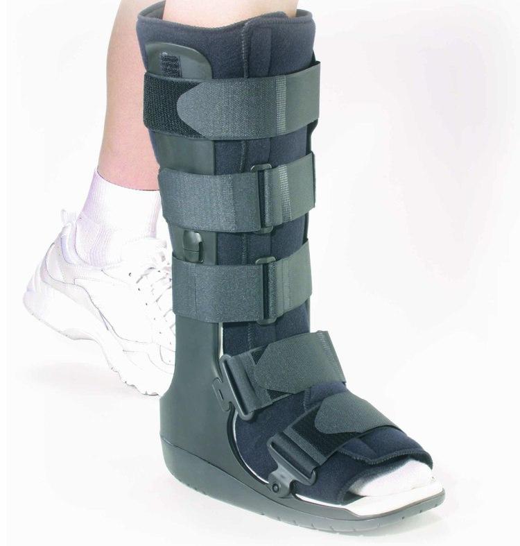 Leg Walker Boot Standard Black Large