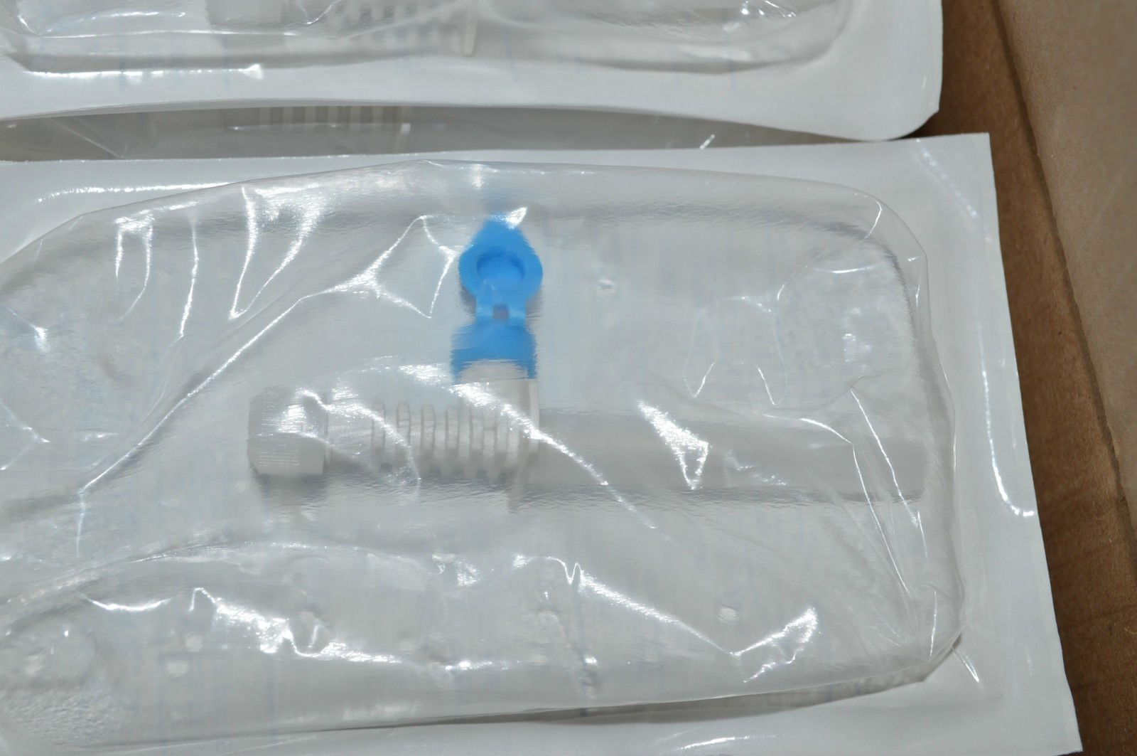 Dispensing Pin Set W/ Universal Spike